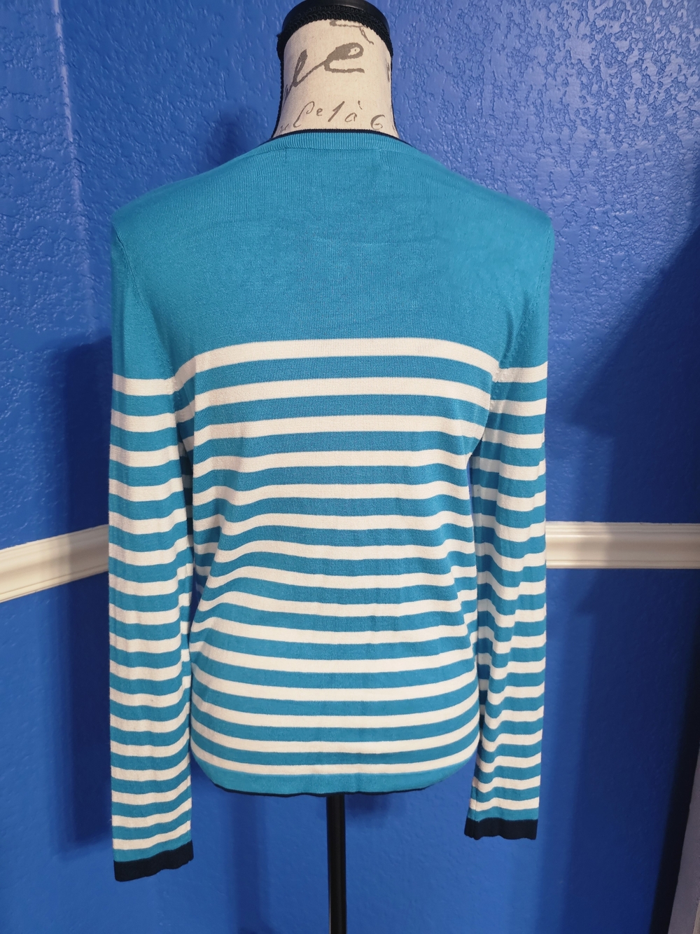 2 Ava Sweaters/Cardigans - Picture 9 of 10
